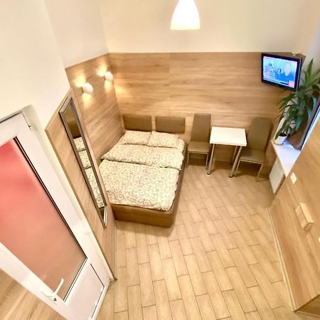 Невеликі Апартаменти-Смарт В Центральній Частині Біля Тц Магнус Leópolis Exterior foto